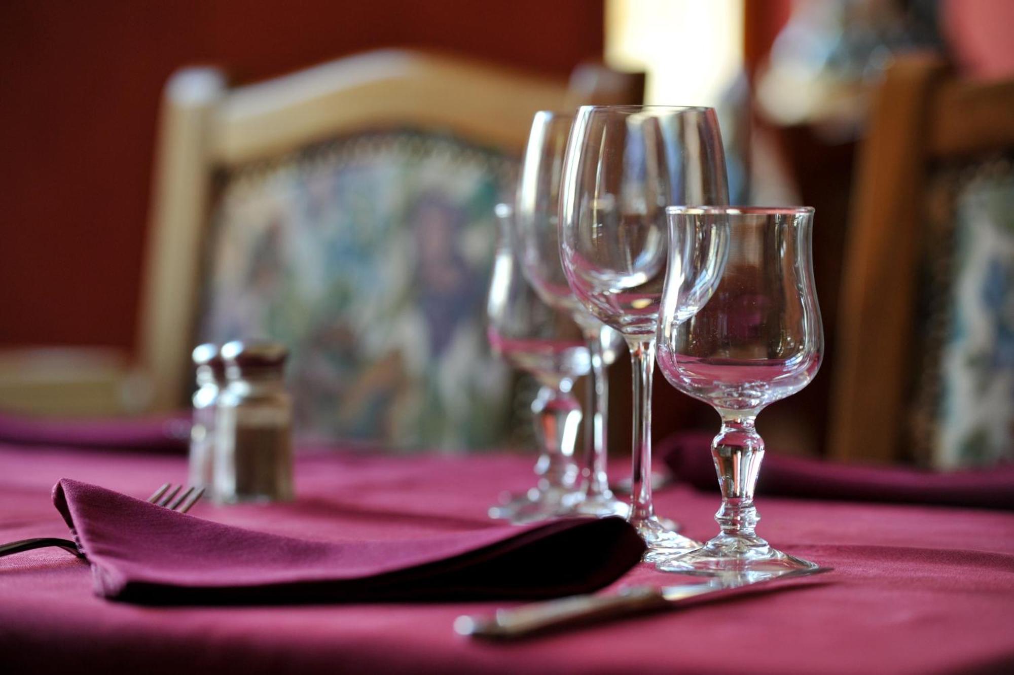 Logis Hotel Le Val De Vence Launois-sur-Vence المظهر الخارجي الصورة